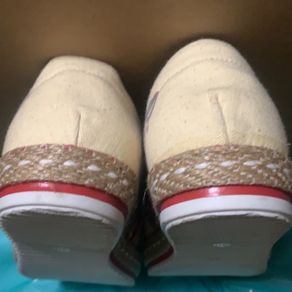 Goby Slip On Shoes - Picture 4 of 8